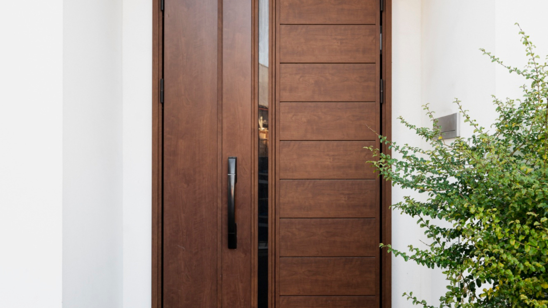 Pourquoi choisir une porte d’entrée en bois pour rénover sa maison&nbsp;?